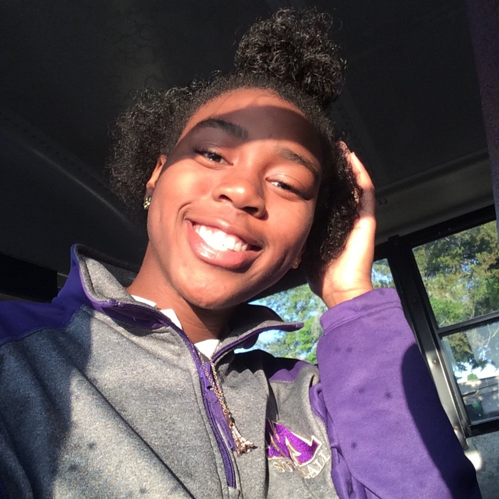 Meet your Posher, Ayanna